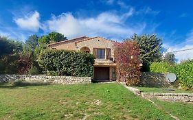 Villa Maison De Campagne 04 Vacheres Luberon 3 Chambres 8 Personnes