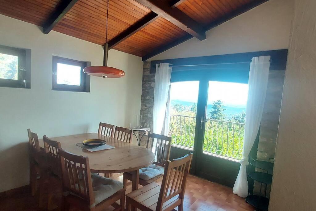 Villa Maison De Campagne 04 Vacheres Luberon 3 Chambres 8 Personnes Extérieur photo